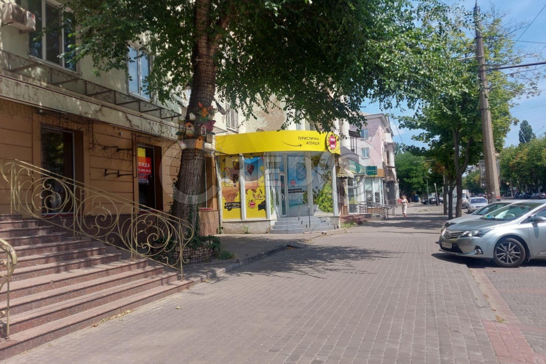 Оренда магазину 106.8 м², Гагаріна просп.