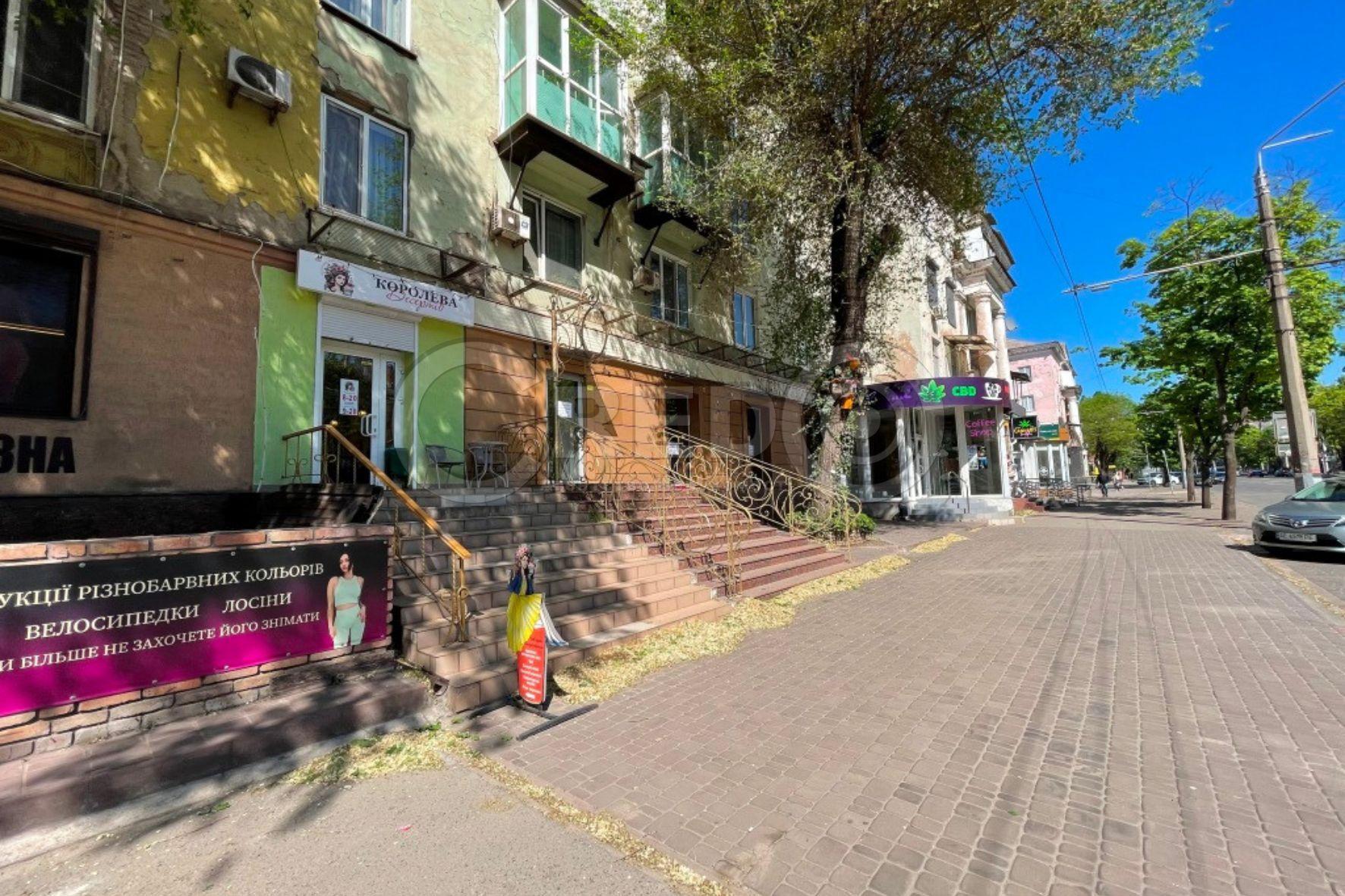 Оренда магазину 106.8 м², Гагаріна просп.
