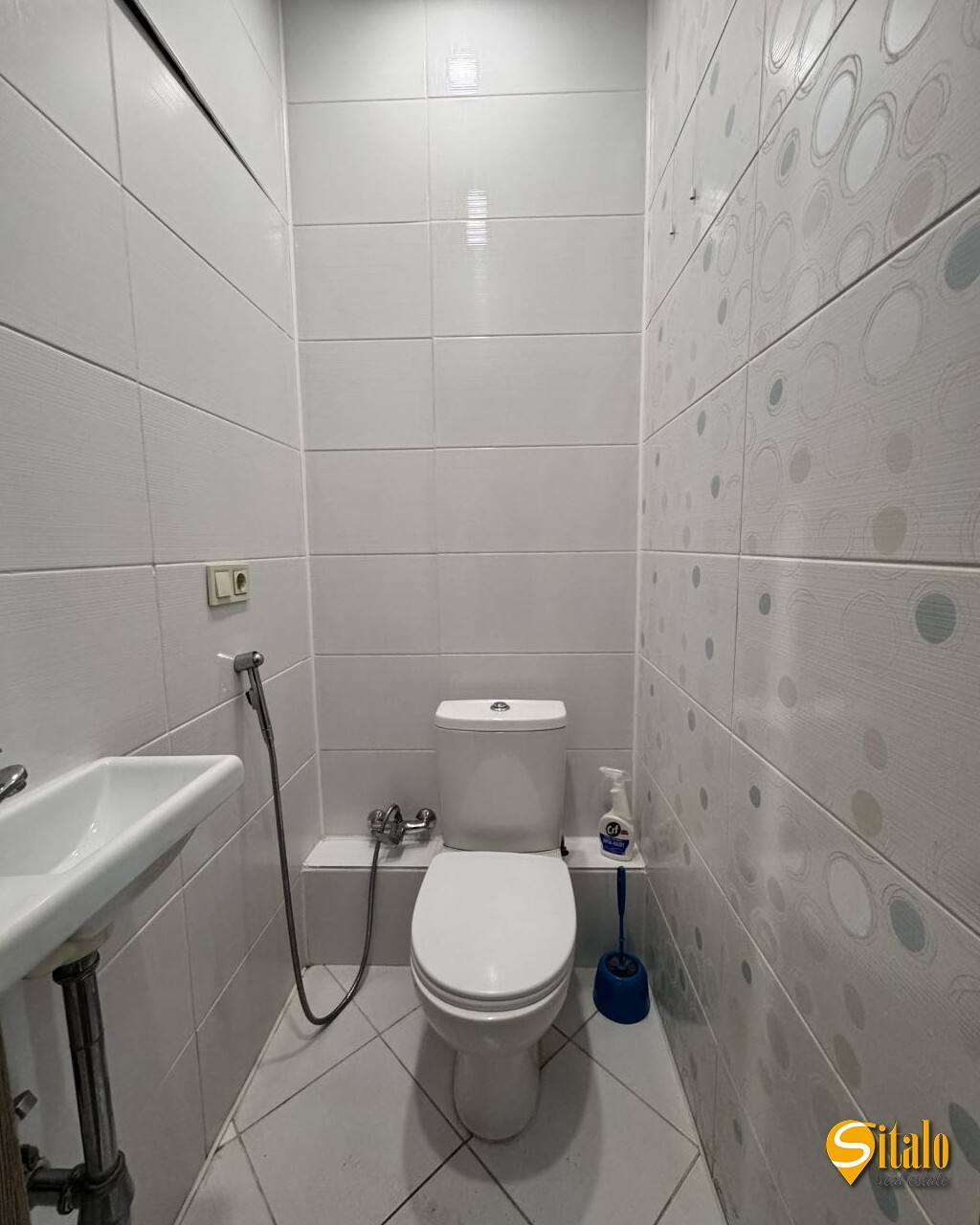 Продажа 1-комнатной квартиры 51 м², Драгоманова ул., 2Б