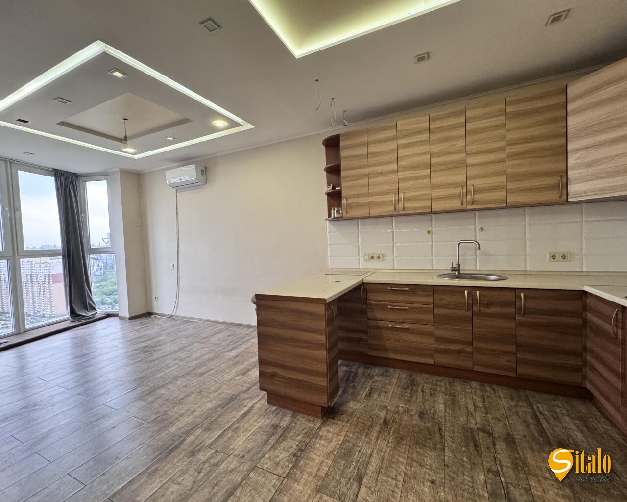 Продажа 1-комнатной квартиры 51 м², Драгоманова ул., 2Б