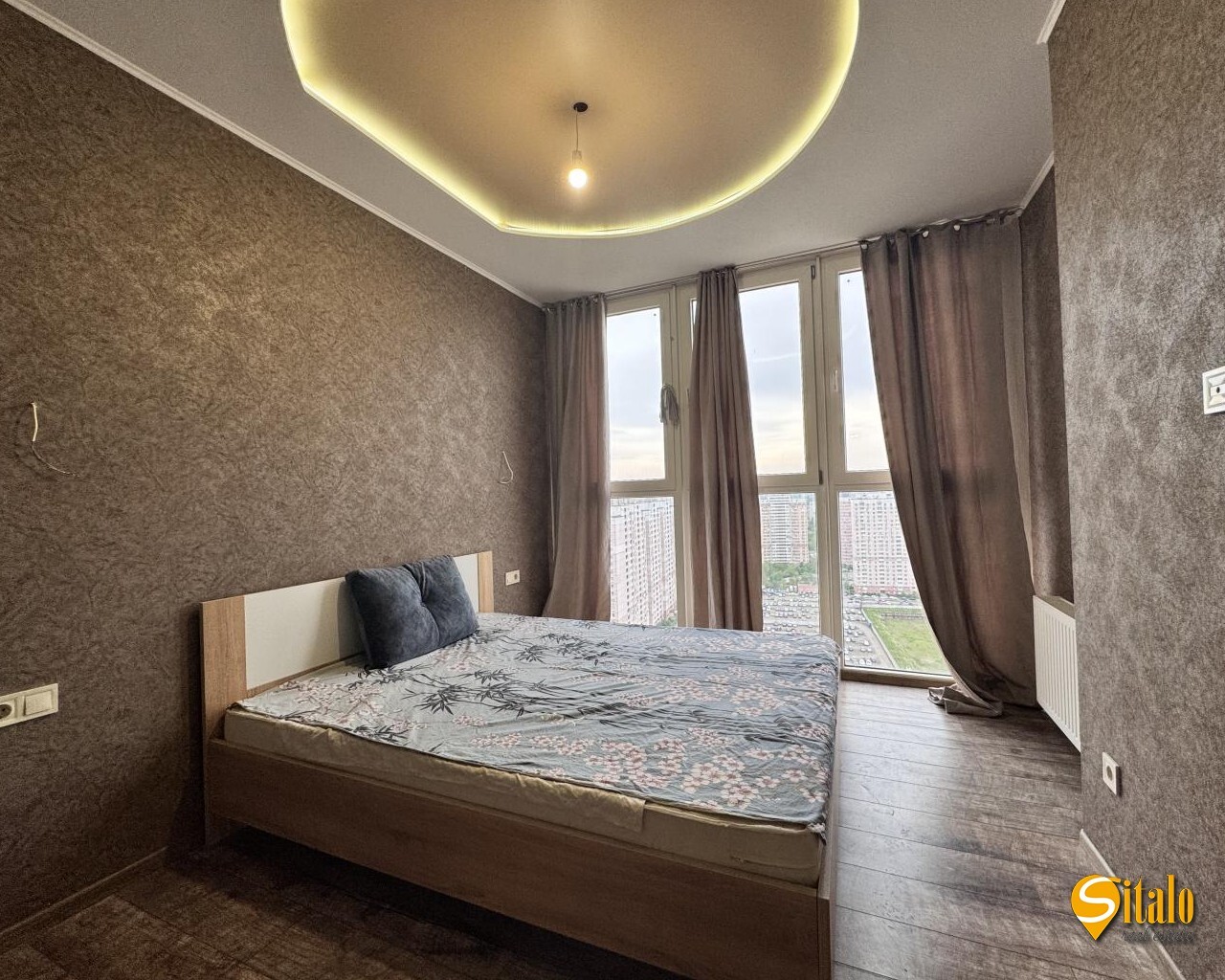 Продажа 1-комнатной квартиры 51 м², Драгоманова ул., 2Б