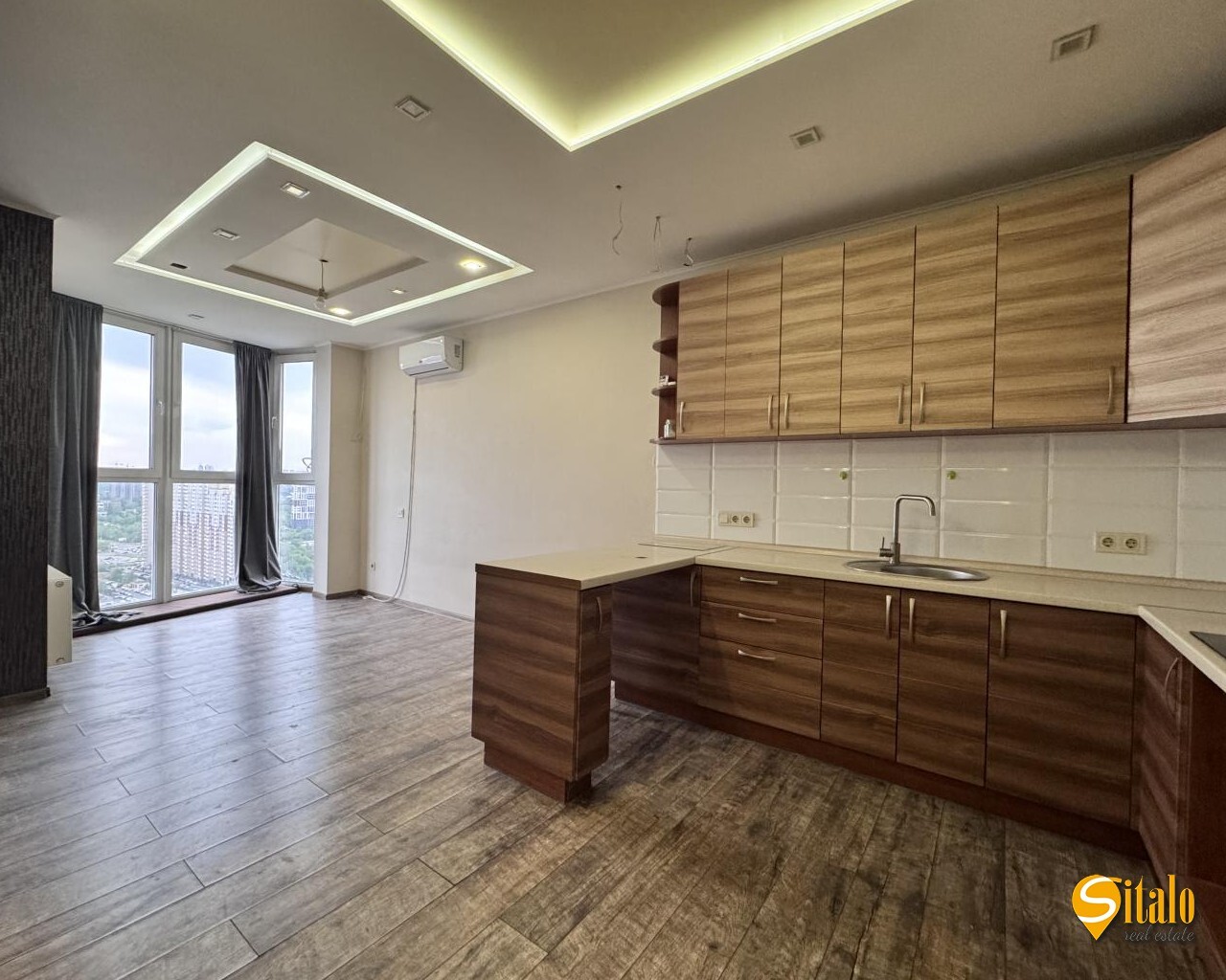 Продажа 1-комнатной квартиры 51 м², Драгоманова ул., 2Б