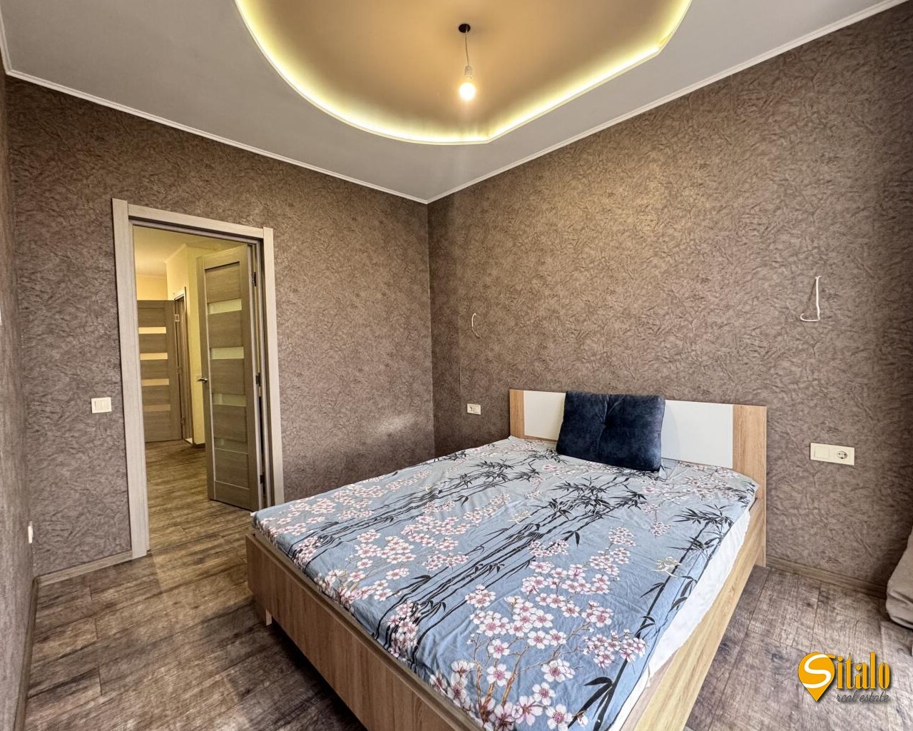 Продажа 1-комнатной квартиры 51 м², Драгоманова ул., 2Б
