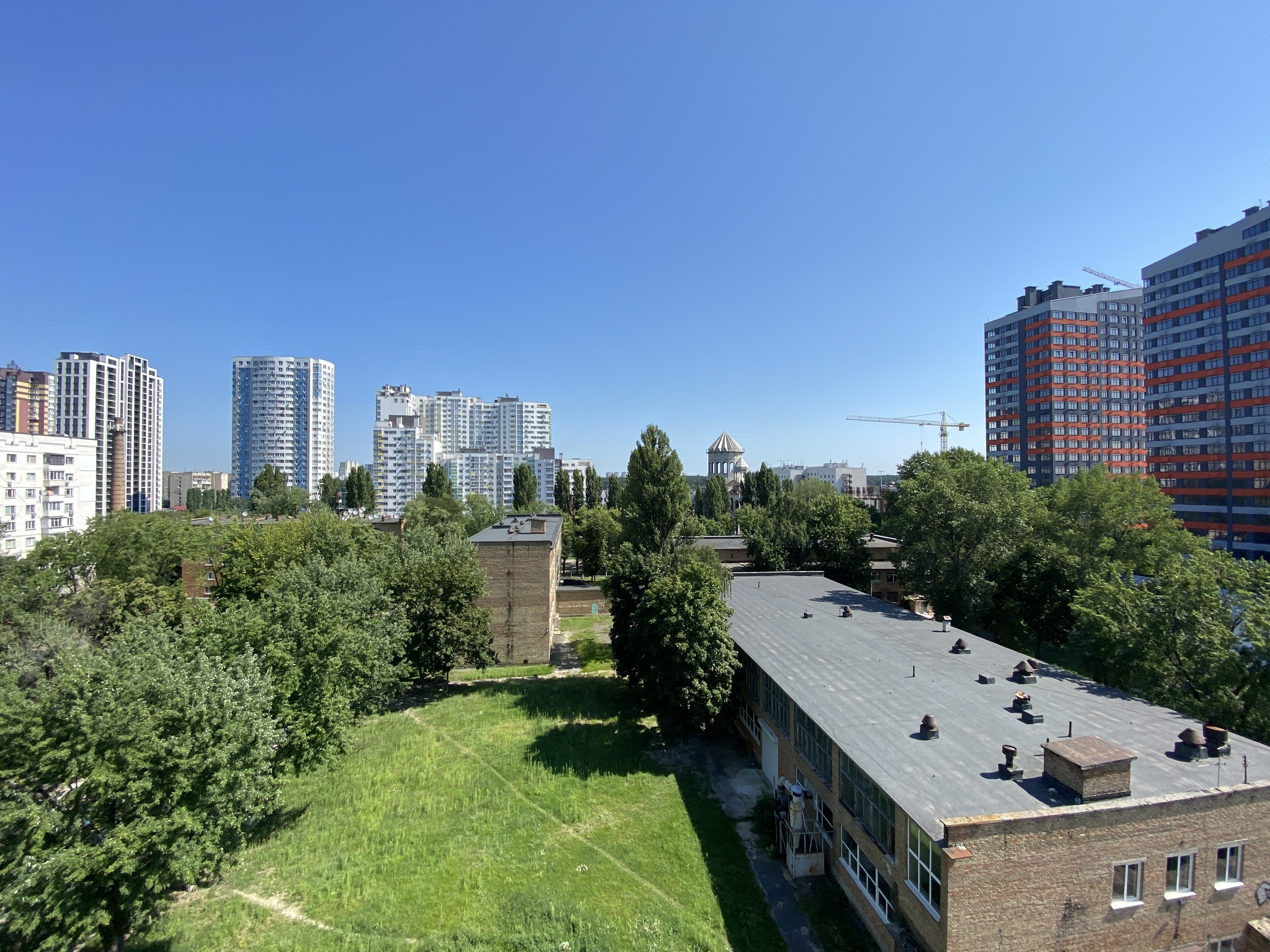 Продажа 2-комнатной квартиры 61.7 м², Каменская ул., 127