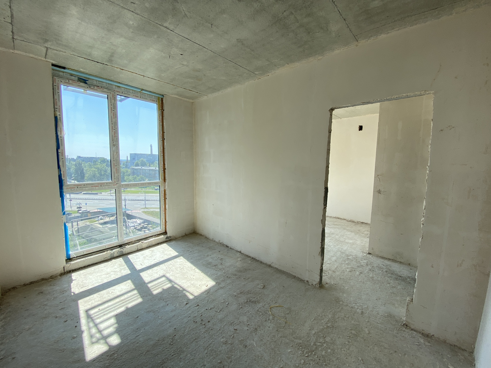Продажа 2-комнатной квартиры 61.7 м², Каменская ул., 127