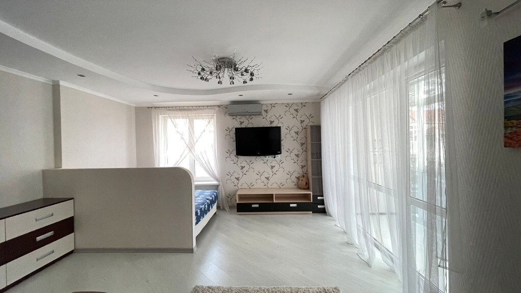Оренда 1-кімнатної квартири 43 м²