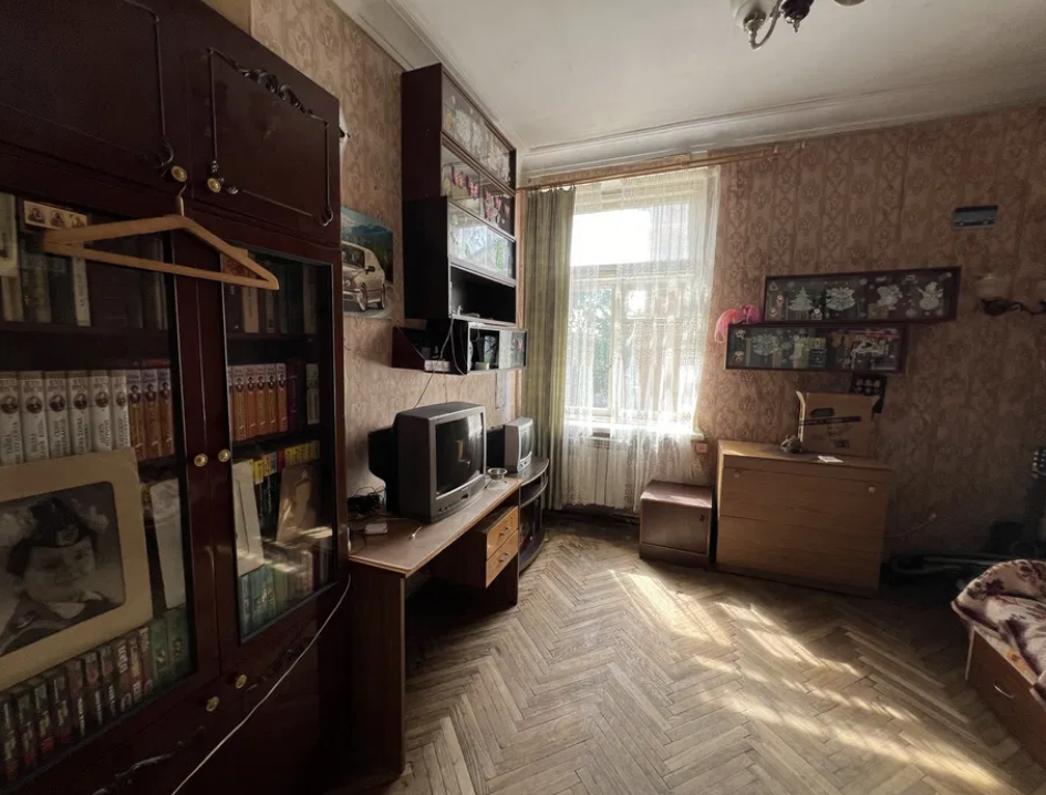 Продажа 3-комнатной квартиры 77 м², Коблевская ул.