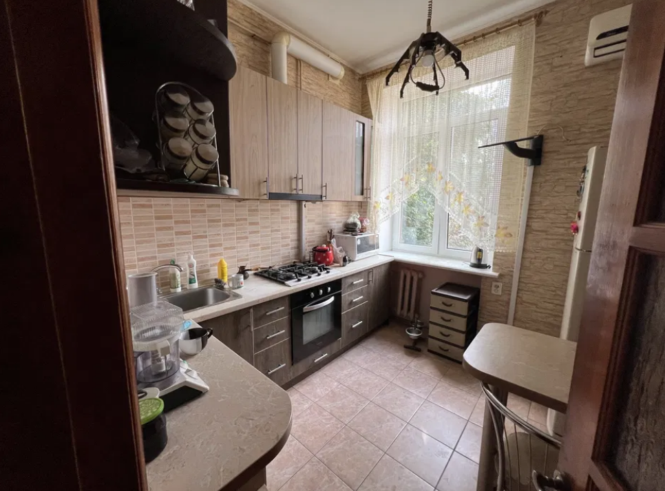 Продажа 3-комнатной квартиры 77 м², Коблевская ул.