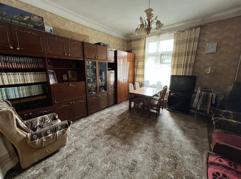 Продажа 3-комнатной квартиры 77 м², Коблевская ул.