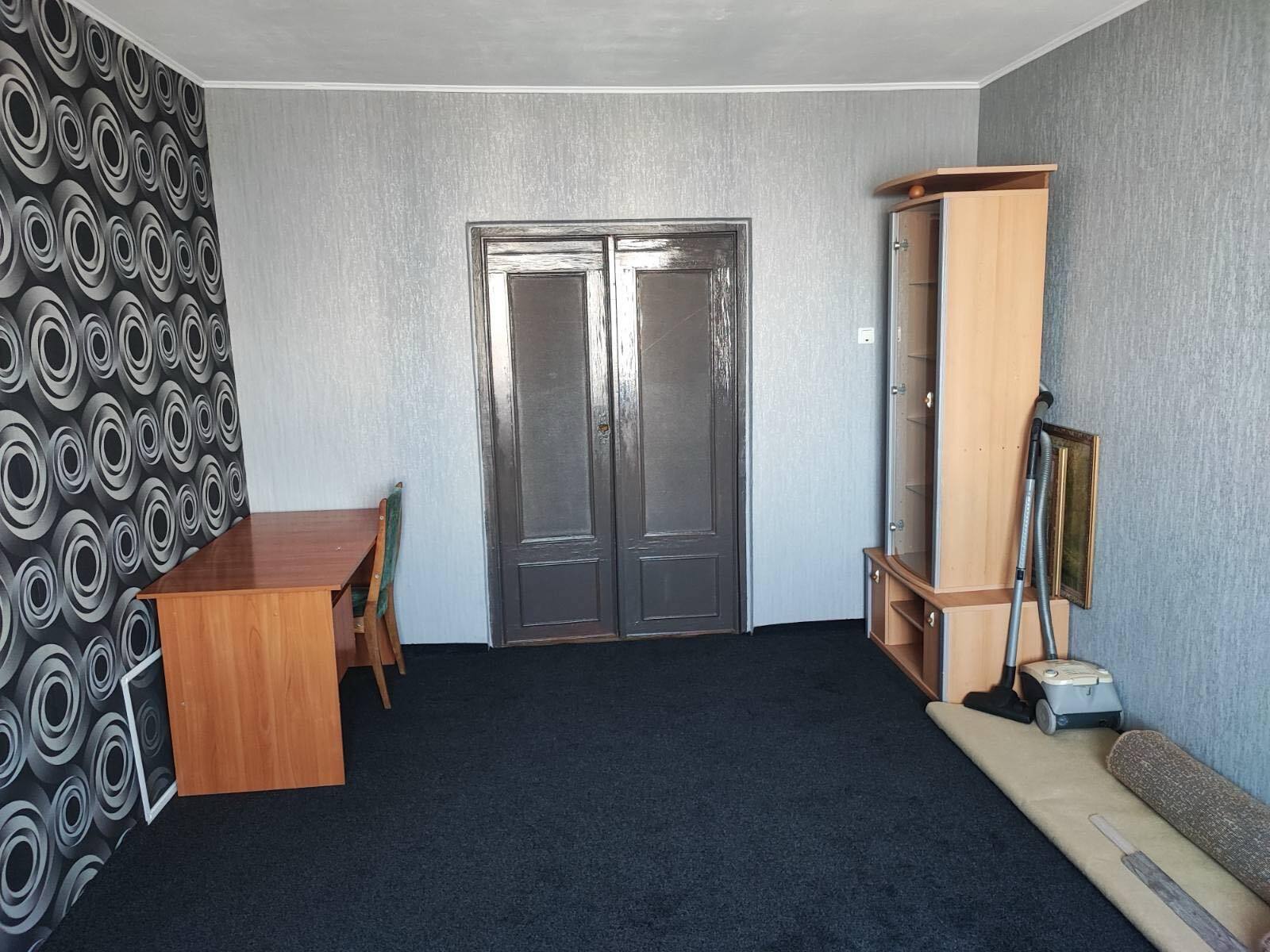Аренда 3-комнатной квартиры 67 м², Сержа Лифаря ул., 17