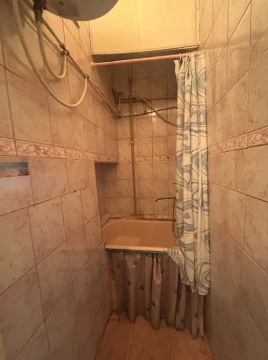 Продажа 1-комнатной квартиры 39 м², Базарная ул.