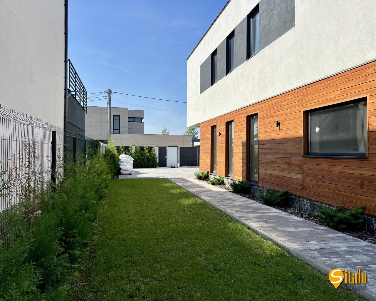 Продаж будинку 240 м², 1-а Озерна вул.