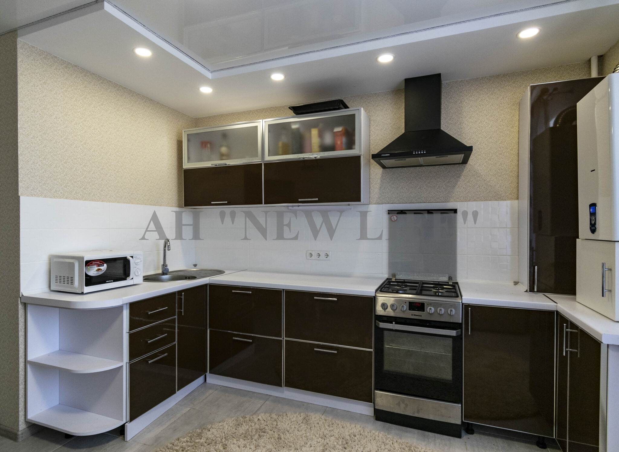 Продаж 1-кімнатної квартири 44 м², Михайла Лушпи просп.