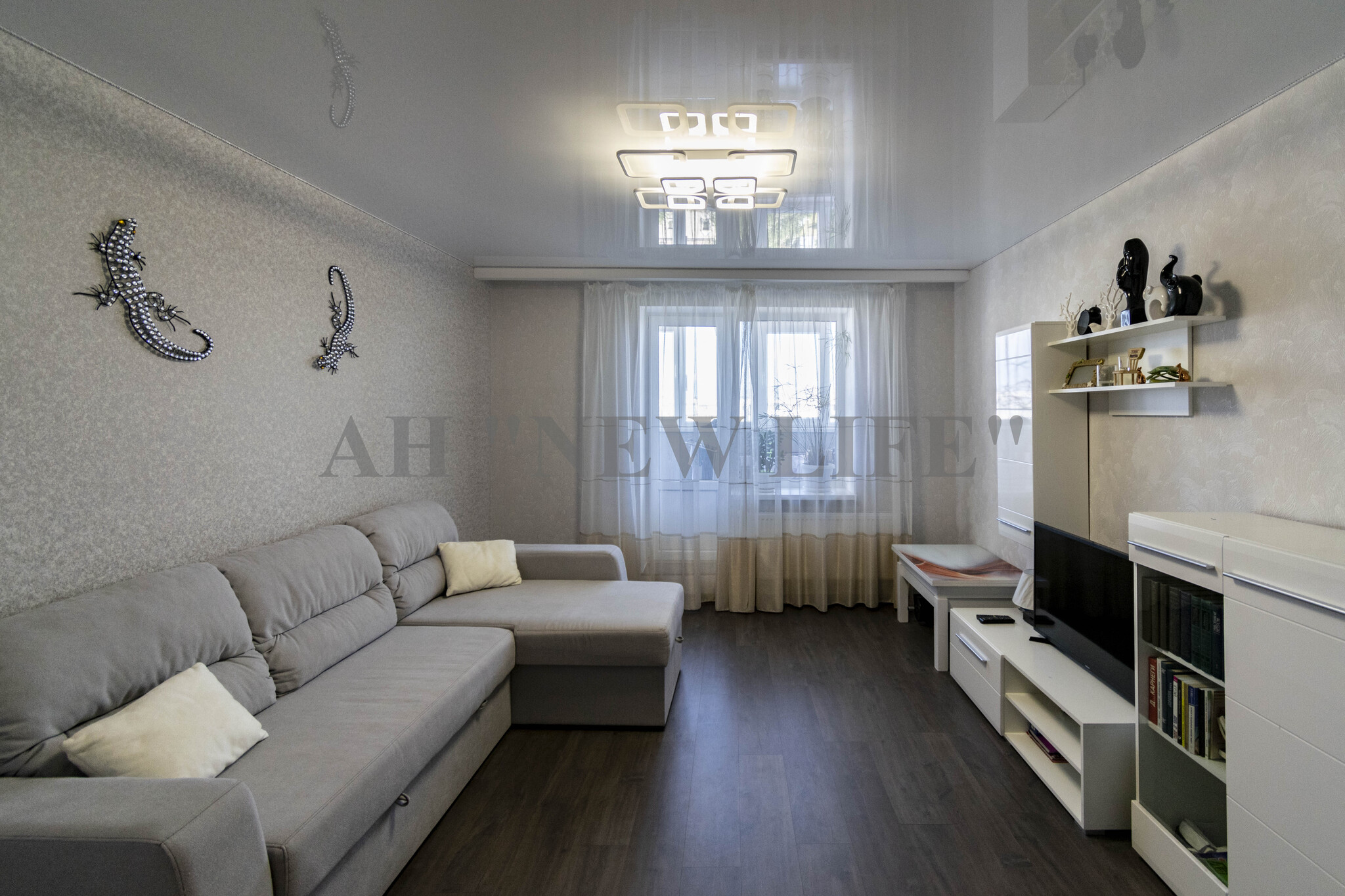 Продаж 1-кімнатної квартири 44 м², Михайла Лушпи просп.