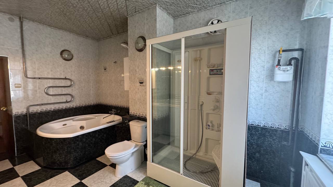 Продаж 2-кімнатної квартири 78 м², Дмитрія Яворницького просп.