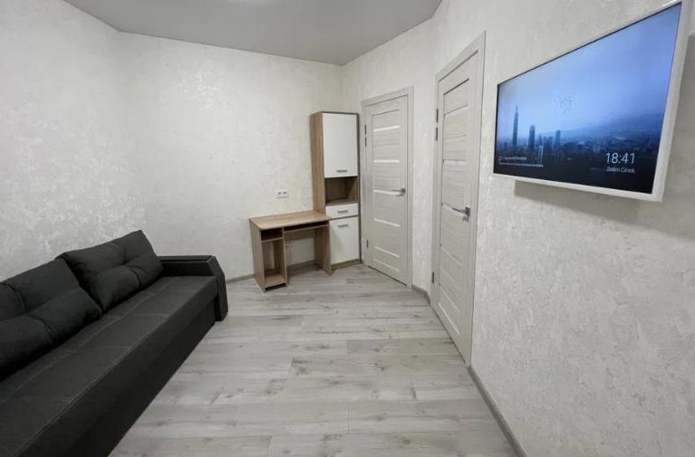 Продаж 1-кімнатної квартири 45 м², Люстдорфская дор.