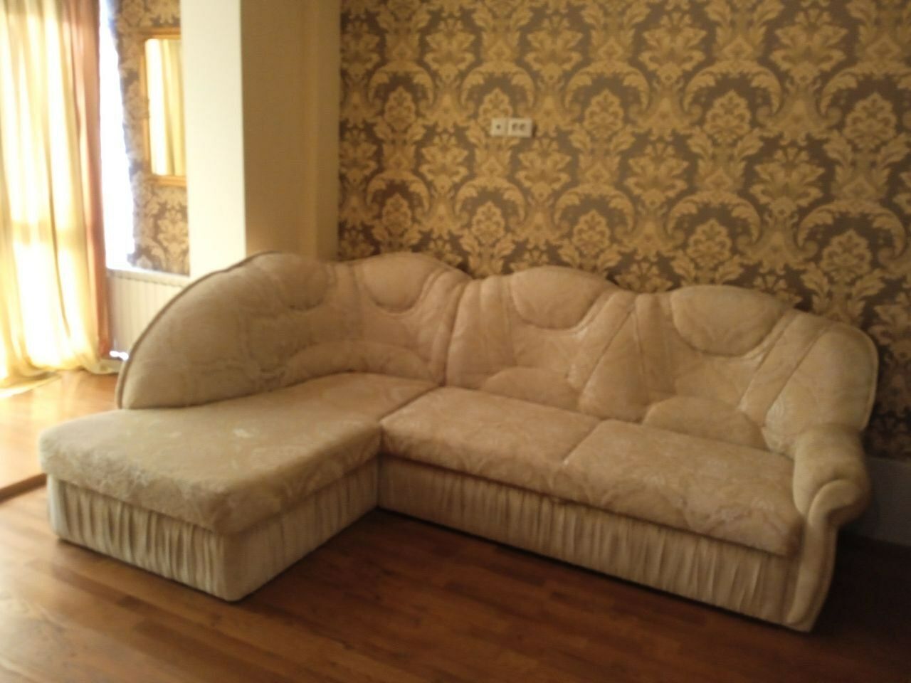 Продаж 3-кімнатної квартири 80 м², Героїв Космосу вул., 13