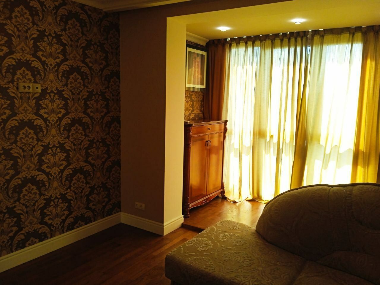 Продаж 3-кімнатної квартири 80 м², Героїв Космосу вул., 13