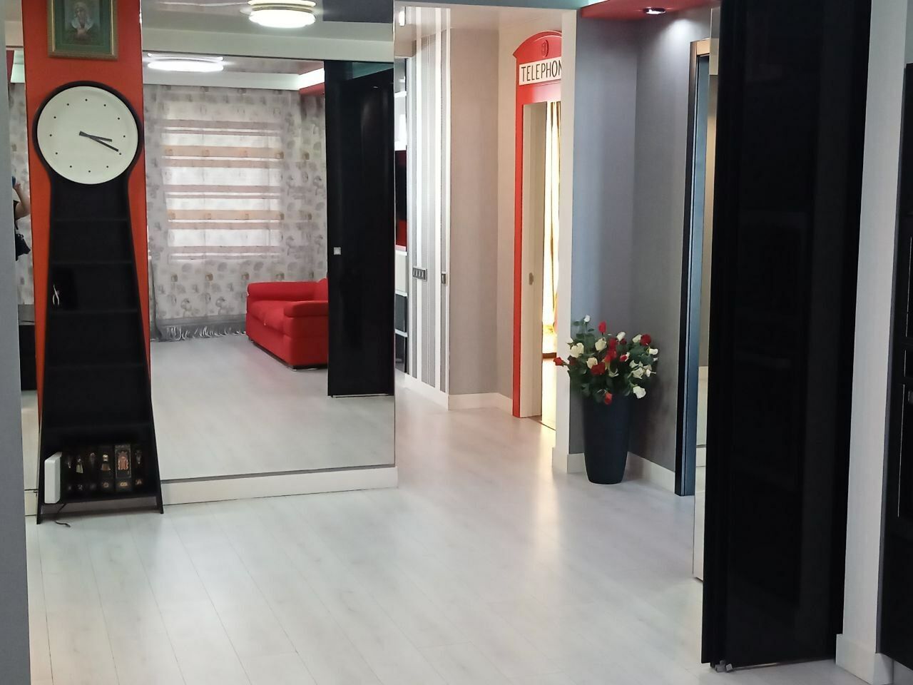 Продаж 3-кімнатної квартири 80 м², Героїв Космосу вул., 13