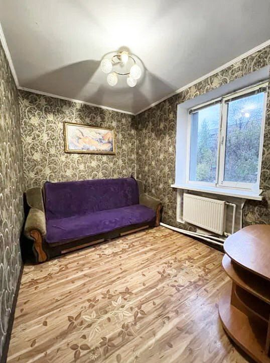 Продажа 3-комнатной квартиры 50 м², Гамалия ул.