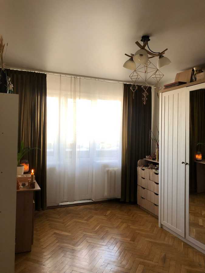 Продаж 1-кімнатної квартири 30 м², Арсенальна вул., 20