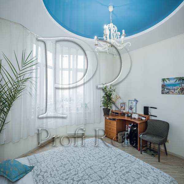 Продажа 3-комнатной квартиры 92 м², Радунская ул., 2/18