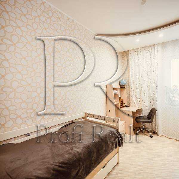 Продажа 3-комнатной квартиры 92 м², Радунская ул., 2/18