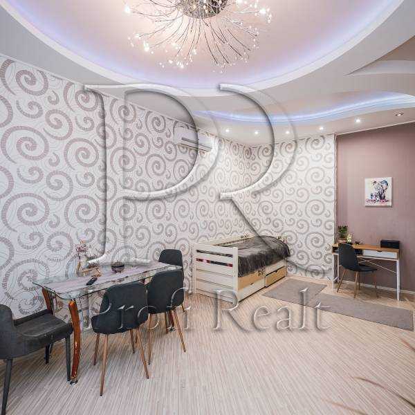 Продажа 3-комнатной квартиры 92 м², Радунская ул., 2/18