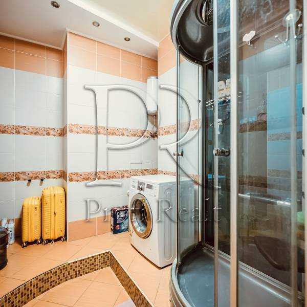 Продажа 3-комнатной квартиры 92 м², Радунская ул., 2/18