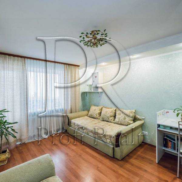 Продаж 1-кімнатної квартири 43 м², Незалежності бул., 14Г