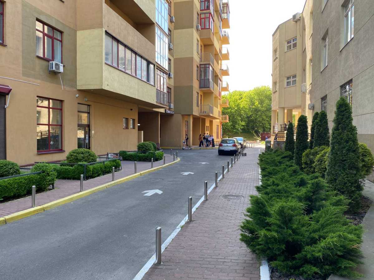 Продажа офиса 47 м², Евгения Коновальца ул., 36-Е