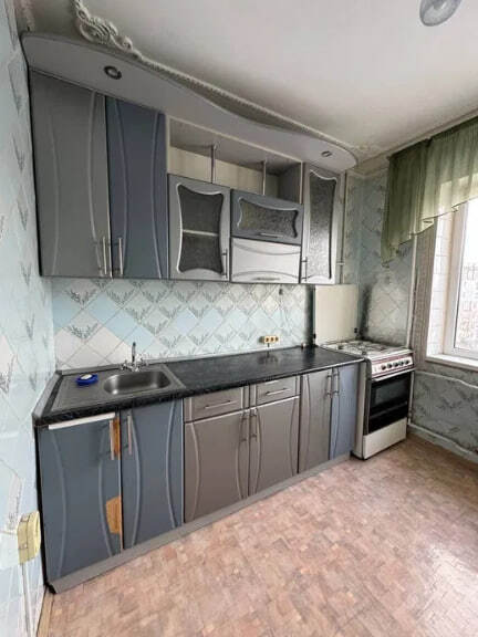 Продаж 2-кімнатної квартири 47.4 м², Інтернаціоналістів вул.