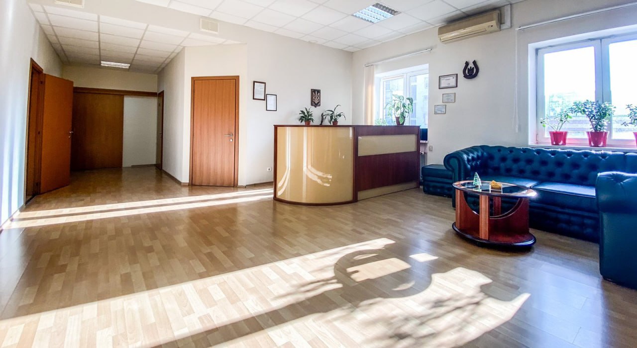 Продажа офиса 143 м², Глинки ул., 1
