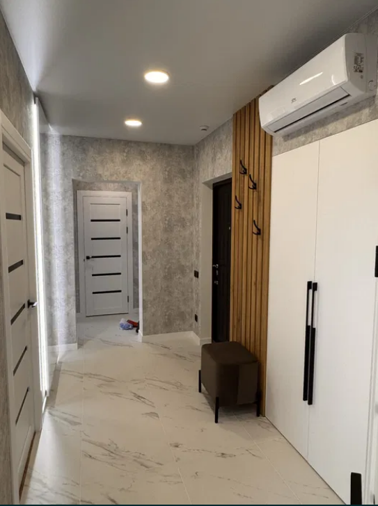 Продажа 2-комнатной квартиры 61 м², Жемчужная ул.