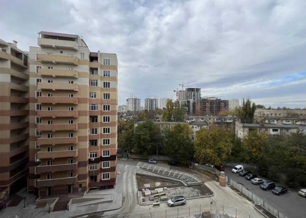 Продажа 2-комнатной квартиры 81 м², Зоопарковая ул.