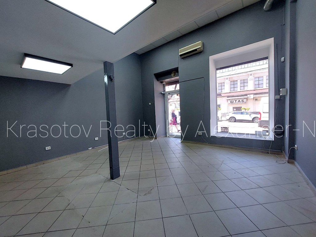Аренда торгового помещения 30 м², Торговая ул., 21