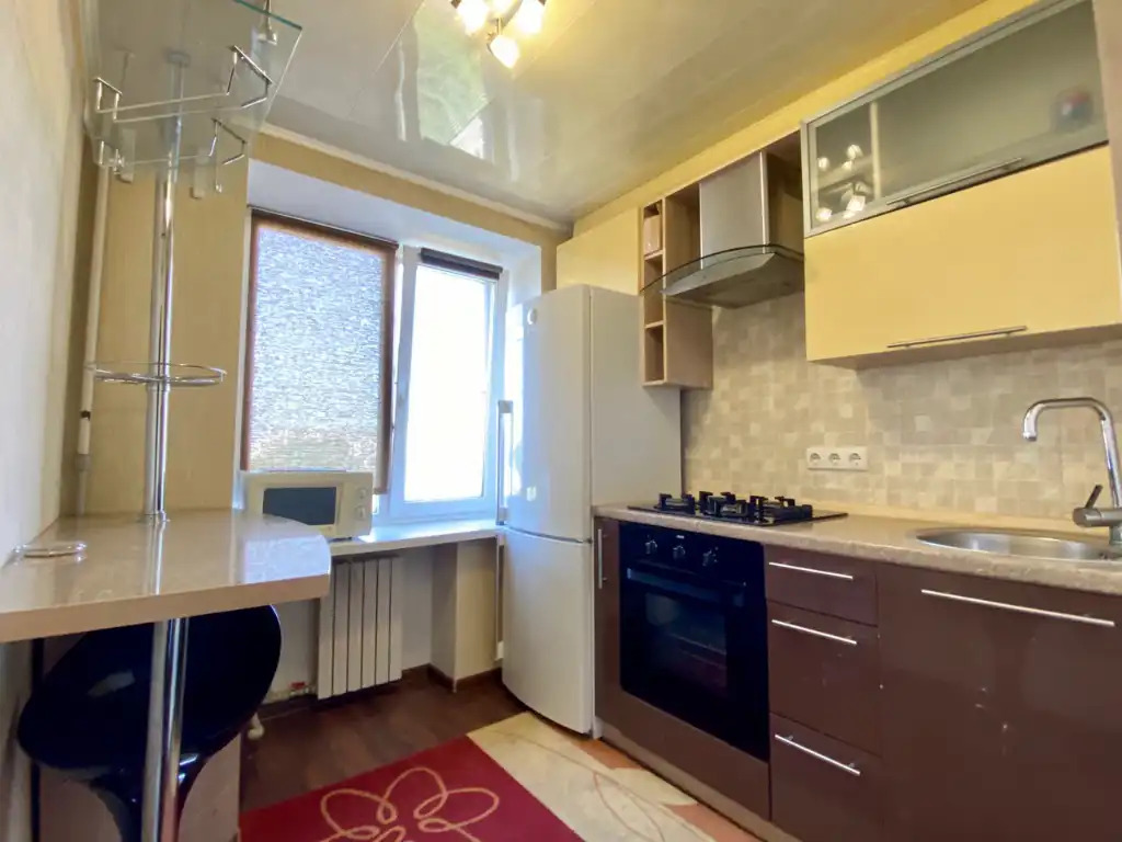 Аренда 2-комнатной квартиры 40 м², Александра Поля просп., 10/12