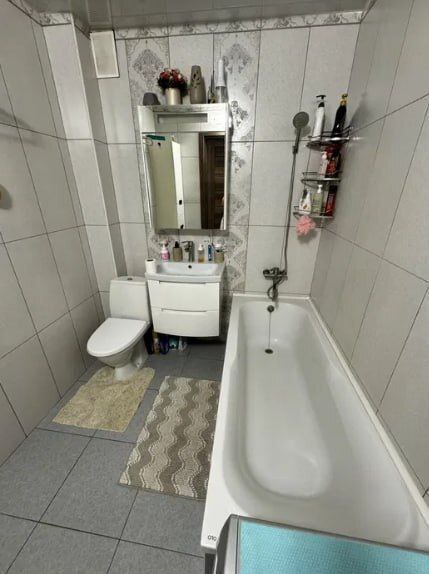Продажа 2-комнатной квартиры 69 м², Михаила Лушпы просп.