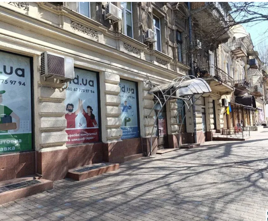 Оренда магазину 335 м², Жуковского вул.