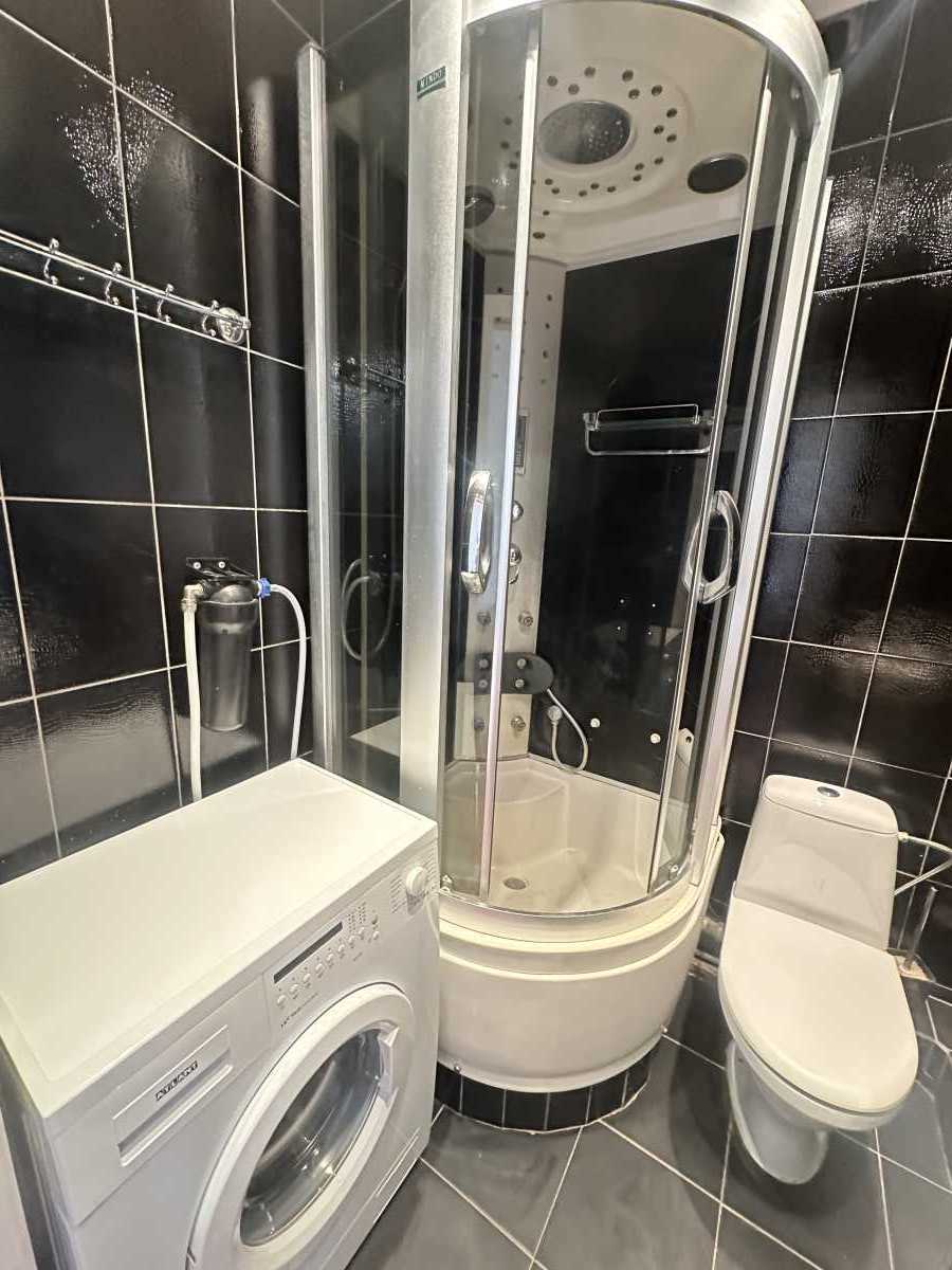 Продажа 1-комнатной квартиры 28 м², Авиаконструктора Антонова ул., 45