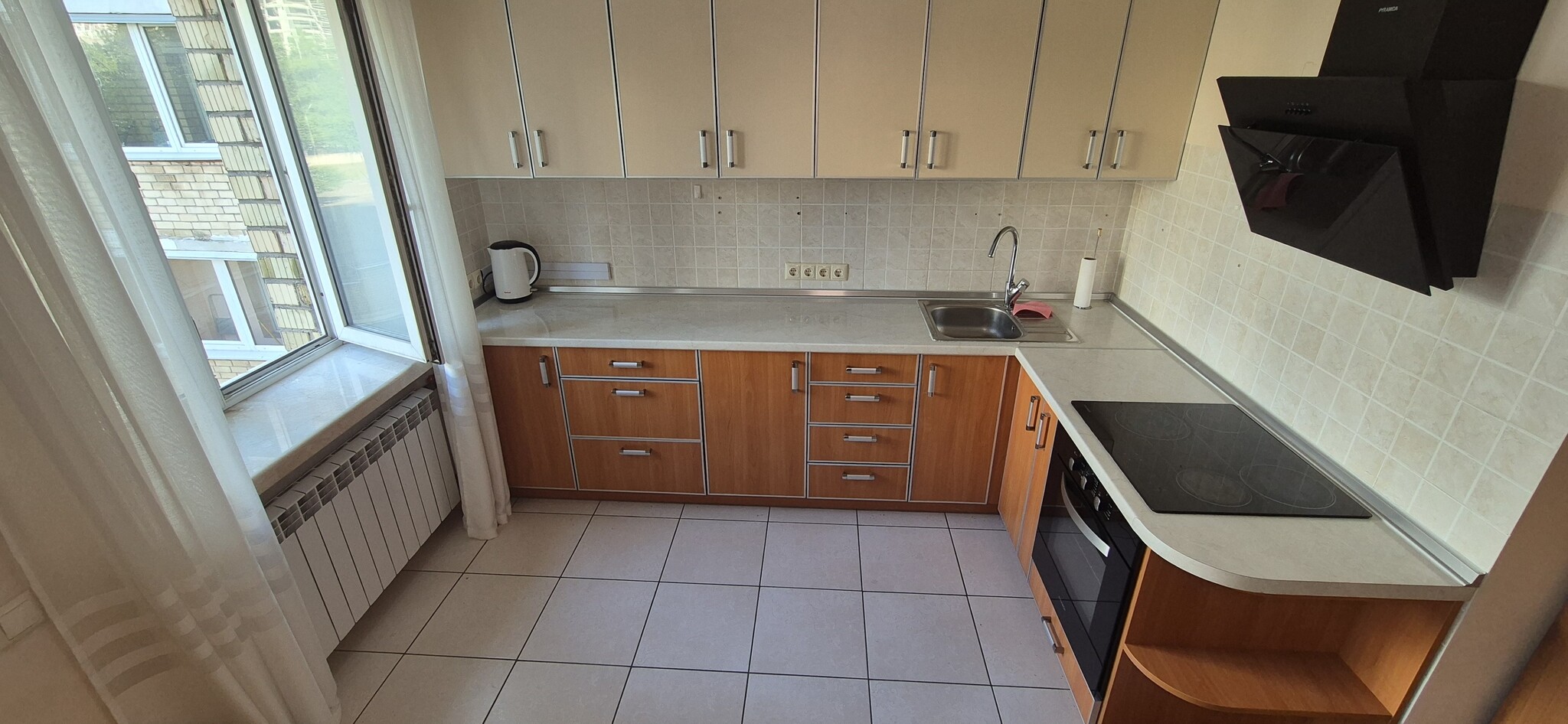 Аренда 4-комнатной квартиры 151 м², Александра Довженко ул., 14/1