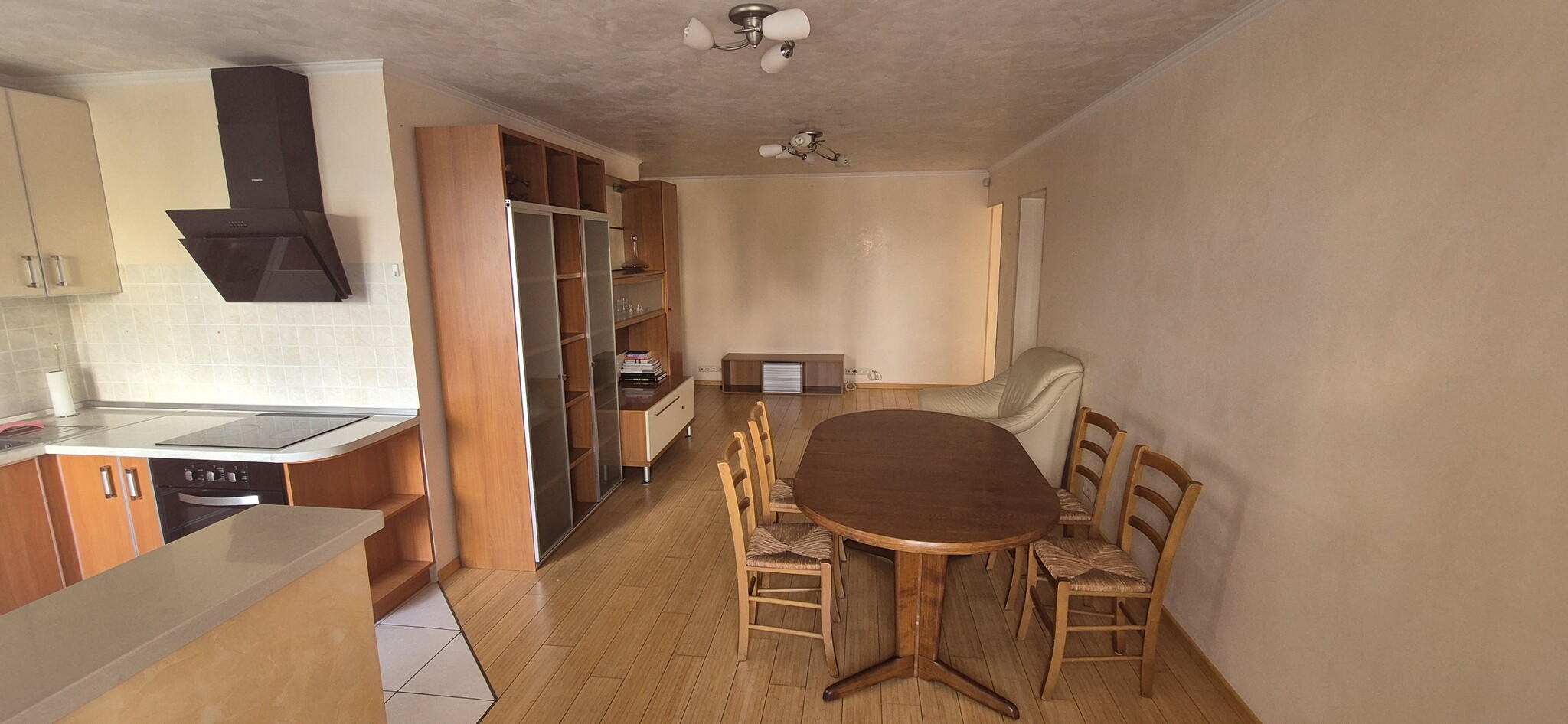 Аренда 4-комнатной квартиры 151 м², Александра Довженко ул., 14/1