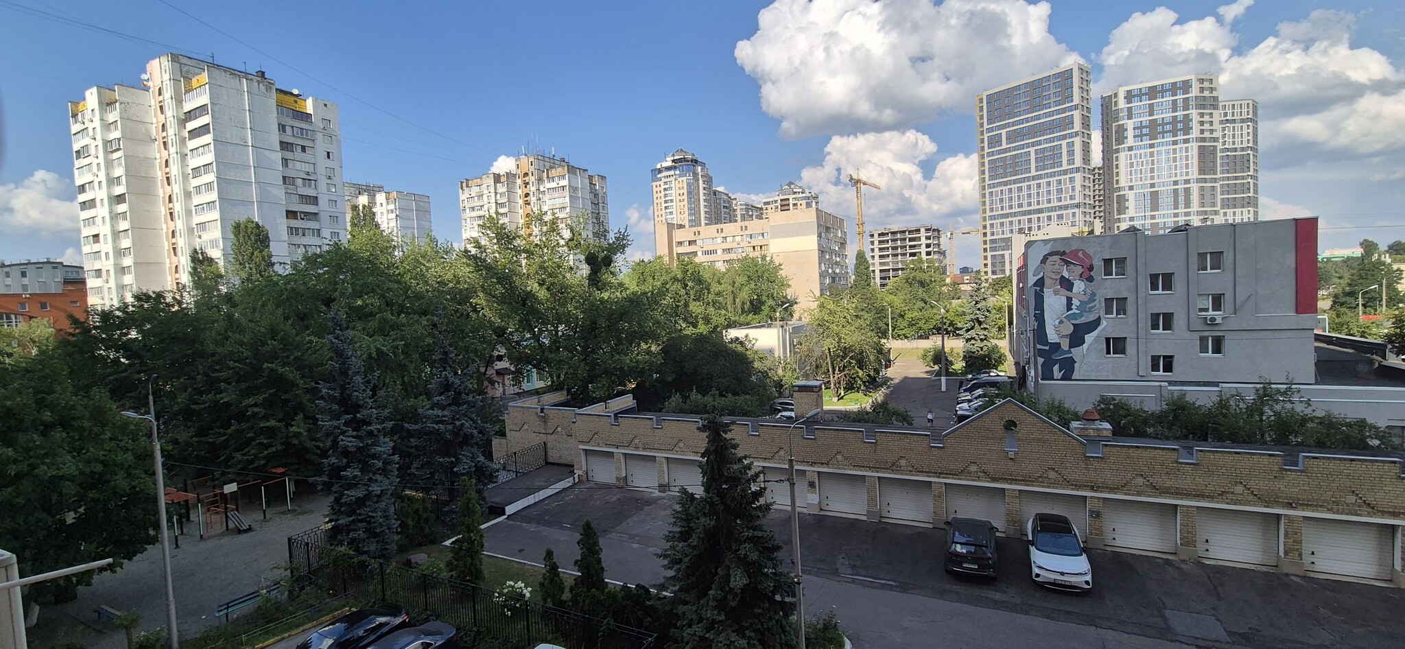 Аренда 4-комнатной квартиры 151 м², Александра Довженко ул., 14/1