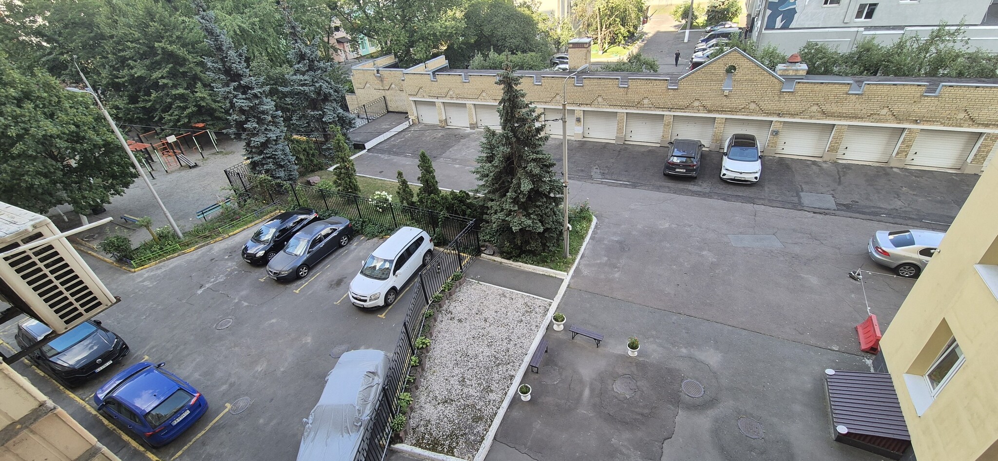 Аренда 4-комнатной квартиры 151 м², Александра Довженко ул., 14/1