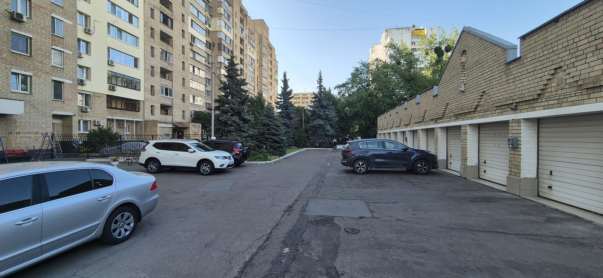 Аренда 4-комнатной квартиры 151 м², Александра Довженко ул., 14/1