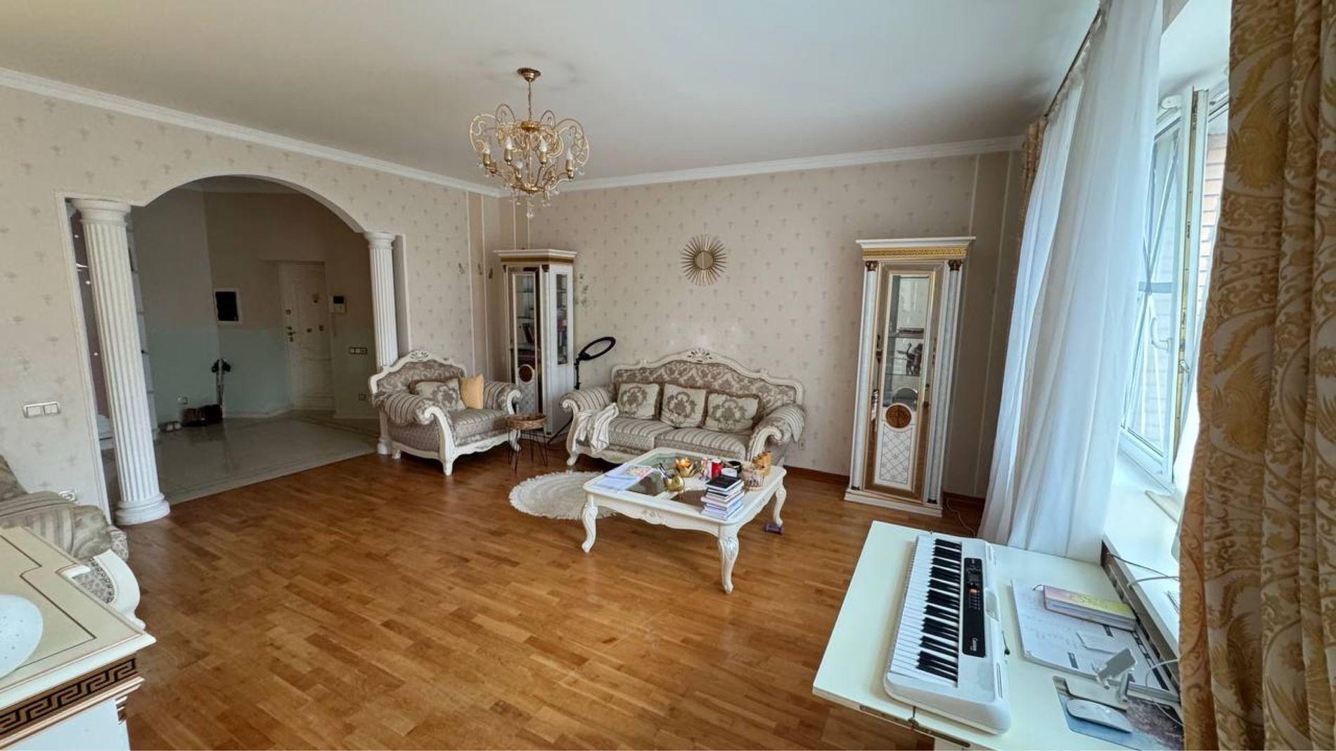 Продаж 4-кімнатної квартири 170 м², Володимира Беца вул., Ивасюка пр., 10А
