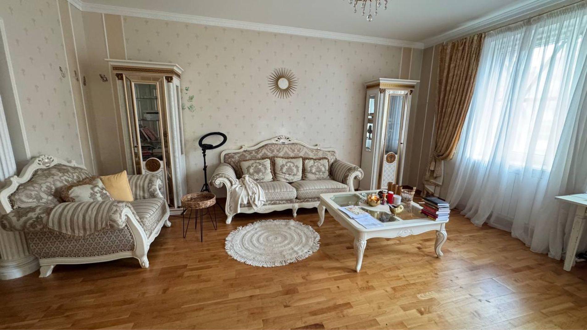Продаж 4-кімнатної квартири 170 м², Володимира Беца вул., Ивасюка пр., 10А