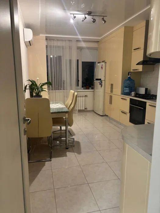 Продажа 3-комнатной квартиры 88 м², Александра Бедного ул.