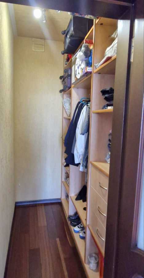 Продаж 3-кімнатної квартири 134 м², Жилянська вул., 59