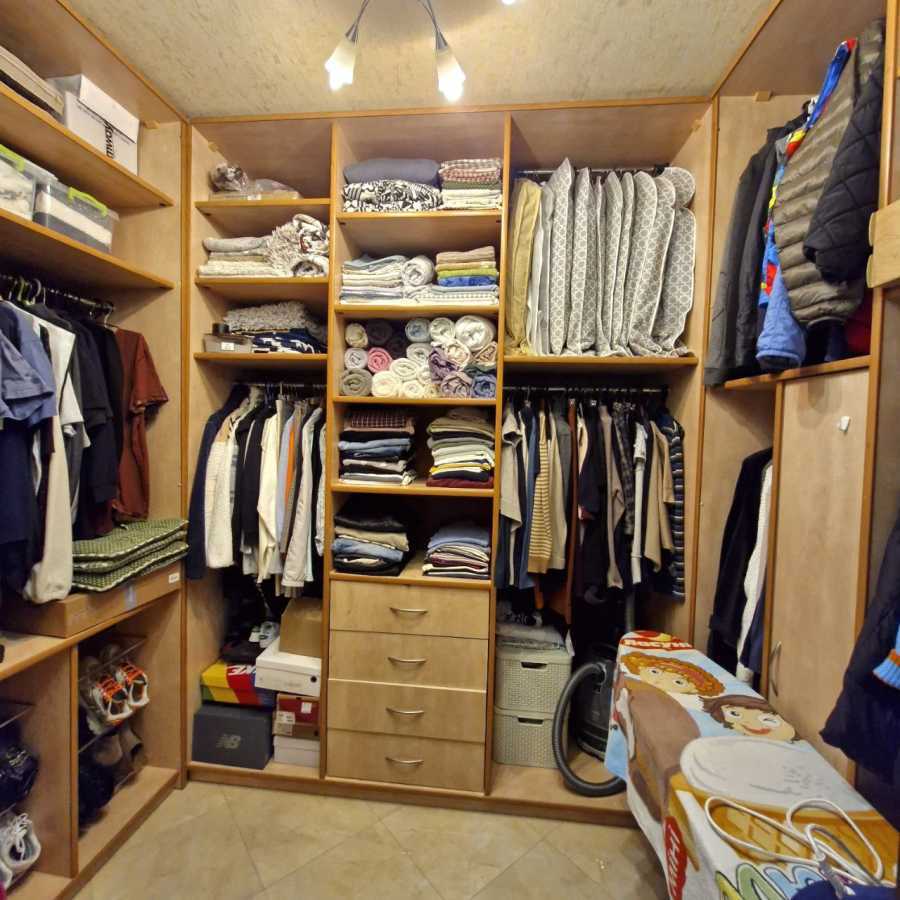 Продаж 3-кімнатної квартири 134 м², Жилянська вул., 59